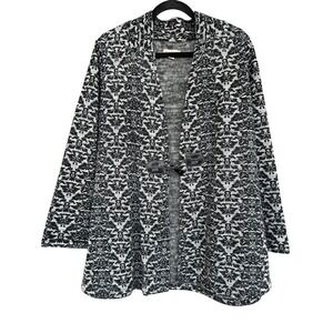 Live and Let Live Woman 3X Black White Damask Toggle Closure Cardigan Sweater